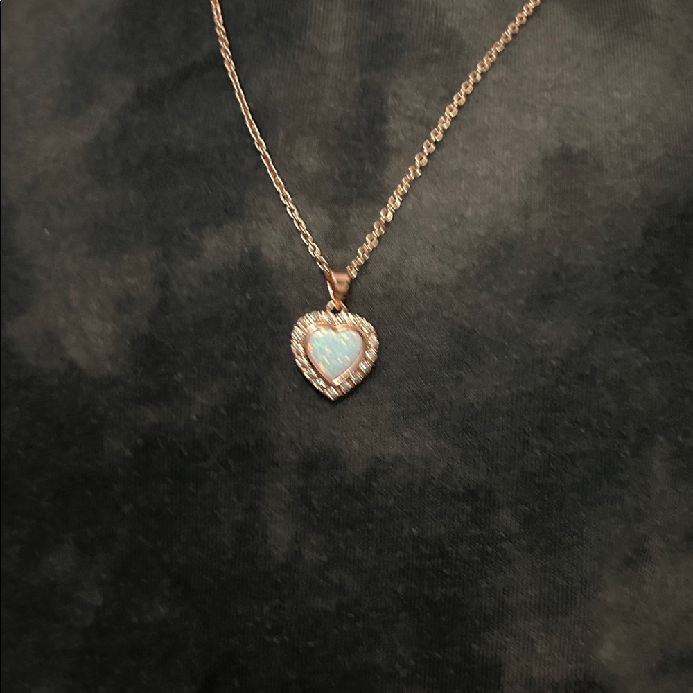 Elegant Heart Pendant Necklace